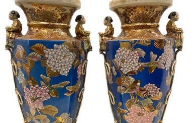 Pair of Japanese vases with bases
