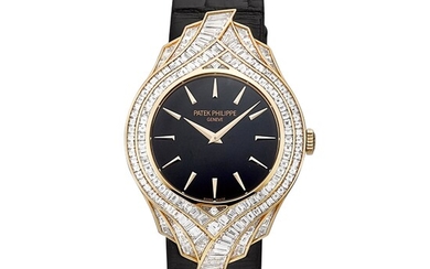 Patek Philippe Reference 4895 | A pink gold and diamond-set wristwatch, Circa 2008 | 百達翡麗 | 型號4895 | 粉紅金鑲鑽石腕錶，約2008年製