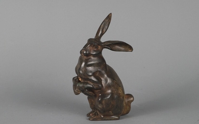 Pierre Chenet, lièvre en bronze, h. 21,5 cm.