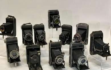 Set of 10 cameras FOLDINGS A FILM