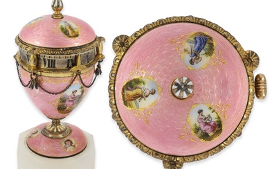 Table clock: rarity, Viennese enamel clock "Cercle Tournant", around 1920