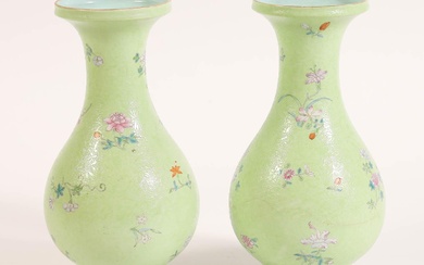 iGavel Auctions: Pair of Chinese Porcelain Green Ground Famille Rose Vases, early 20th Century ASW1C