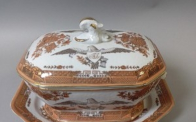 Chinese Export-style Eagle-decorated Porcelain Soup Tureen and Underplate