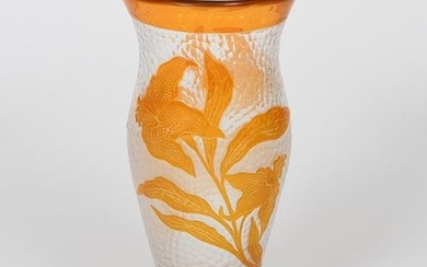 A Richardson's Cameo glass vase, hammered clear gl…