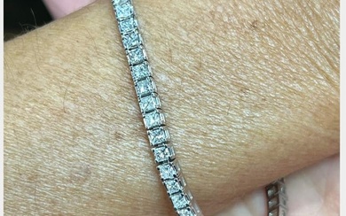 14K White Gold 6.50 Ct. Diamond Tennis Bracelet