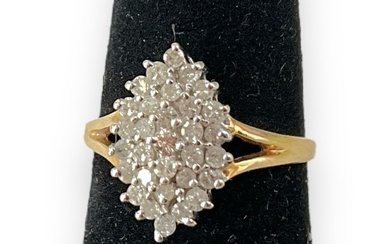 14kt Yellow Gold and Diamonds Ring