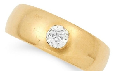 0.40 CARAT DIAMOND RING set with an old cut diamond of