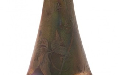 MONTIÈRES-LES-AMIENS Vase - Circa 1900