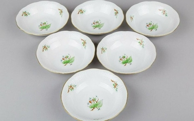 Set of Six Herend Rosehip Pattern Oatmeal Bowls, 6