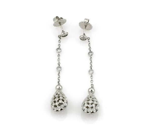 18K White Gold Fancy Diamond Drop Earrings
