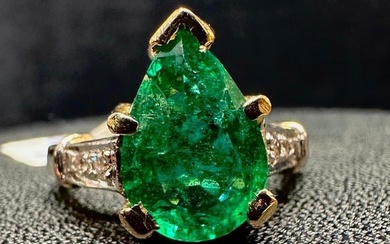 2.73 Ct Natural Pear-Cut Emerald Ring in 14k