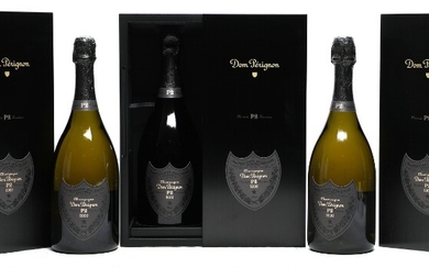 3 bts. Champagne Dom Pérignon “Cuvée P2”, Moët & Chandon 2000 A (hf/in). Oc.