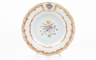A scalloped plate Chinese export porcelain Centre…