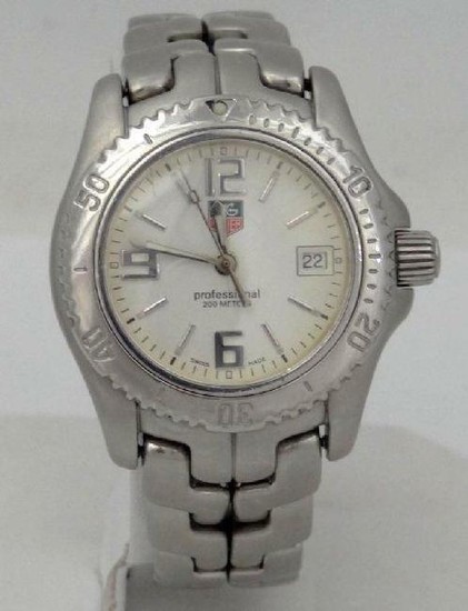 LADIES TAG HEUER STAINLESS STEEL PROFESSIONAL SAPPHIRE