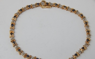 9ct Gold Gem Set Tennis Bracelet: Length 18cm: Weight 6.72g