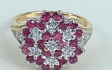 9ct gold ruby and diamond cluster ring, size L