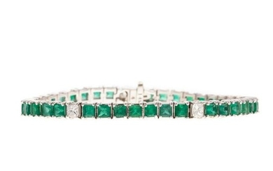 A 10.00 ctw Emerald & Diamond Line Bracelet in 14K