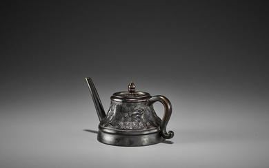 A BRONZE ‘TEAPOT’ WATER DROPPER AND COVER, KANGXI...