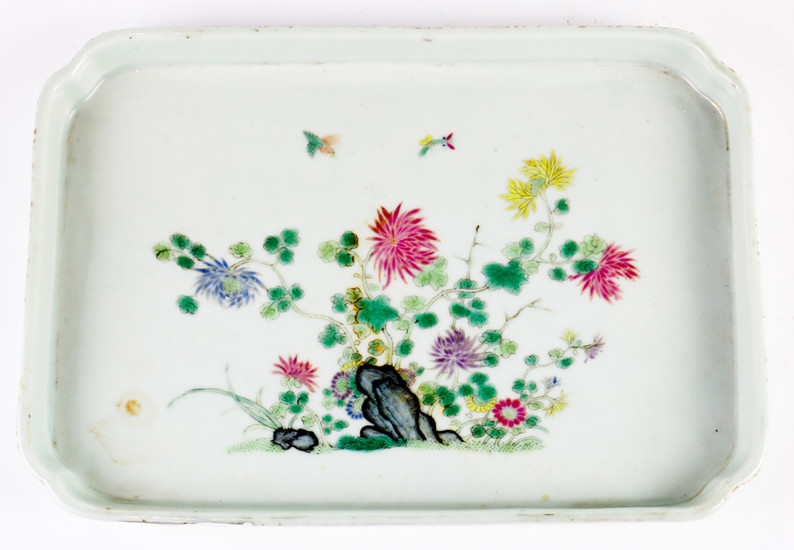A Chinese Famille-rose Tea Tray