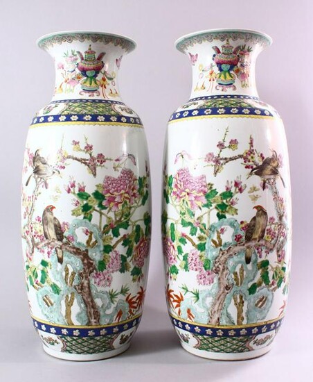 A LARGE PAIR OF 20TH CENTURY CHINESE FAMILLE VERTE /