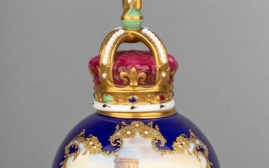 A Royal Worcester spherical vase with crown form cover, 6 1/2 in. (16.5 cm.) h.