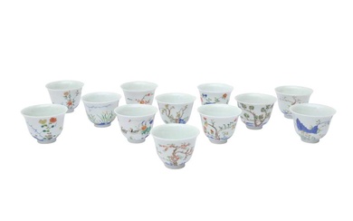 A SET OF CHINESE FAMILLE ROSE 'MONTH' CUPS 二十世紀 粉彩十二花神盃一組