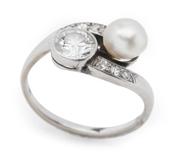 A 'TOI ET MOI' CULTURED PEARL AND DIAMOND RING