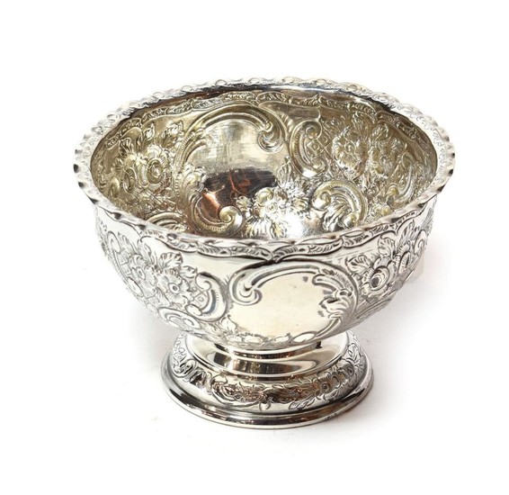 A Victorian silver bowl, by William Gibson and John Lawrence...