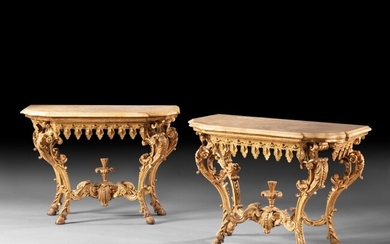 A pair of gilt-wood consoles, mid 18th century | Paire de consoles en bois doré, travail du milieu du XVIIIème siècle