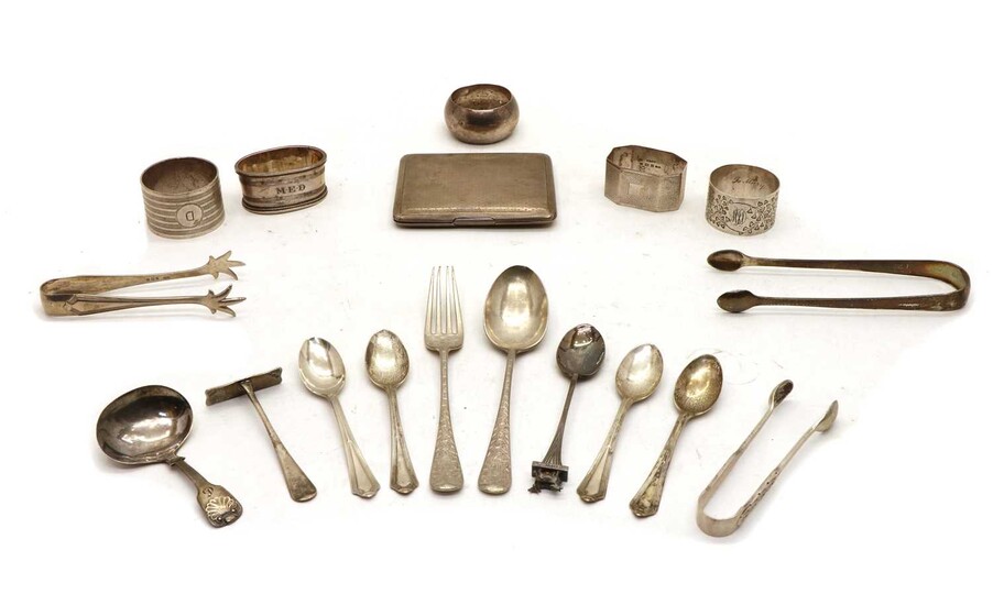 A quantity of silver items