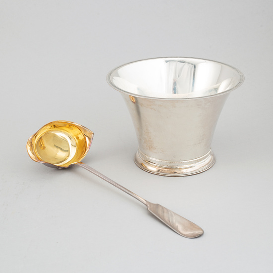 A swedish silver bowl and a finnish parcel-gilt silver soup ladle.