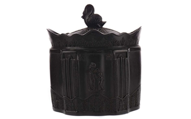 AN EARLY 19TH CENTURY EASTWOOD BLACK BASALT SUGAR BOWL AND COVER