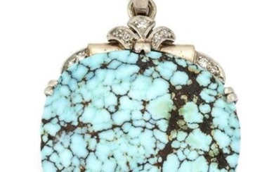 AN EARLY 20TH CENTURY TURQUOISE AND DIAMOND PENDANT