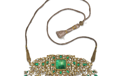 AN EMERALD, DIAMOND AND GOLD BAZUBAND INDIA, LATE 19TH/EARLY 20T...
