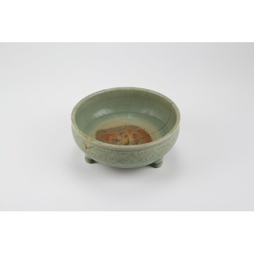 An antique Chinese incense bowl, decorated with a diaper wor...