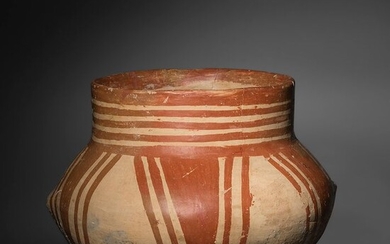 Anatolia, Greece Pottery Hacilar Region. Globular vase. Unique. Middle Chalcolithic, c. 5.000 BC. With TL test. 18,6 cm H