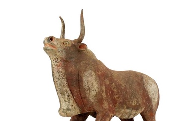Ancient Chinese Terracotta Monumental Painted Pottery Model of an Ox, with TL test, Northern Qi dynasty (550-577 AD) - 41 cm