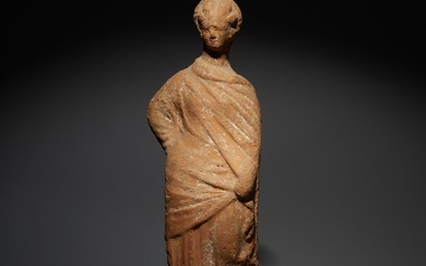 Ancient Greek Terracotta Female figure. Hellenistic period 4th-2nd century BC. 21.7 cm height.