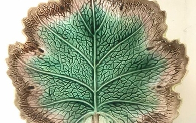 Antique MAJOLICA Porcelain Cabbage Leaf Platter