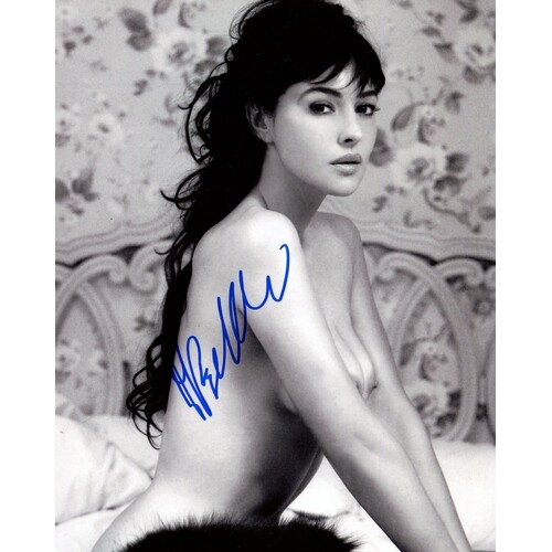 BELLUCCI MONICA: (1964- ) Italian Actress and fashion Model....