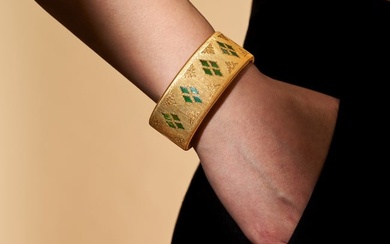 BUCCELLATI, AN ENAMEL BANGLE the open cuff hinged bangle inlaid with green plique a jour enamel, ...
