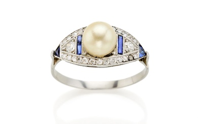 Bague en or blanc perle, diamant et saphir calibré, mm 7.00 circa perle, g 3.95...