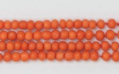 Bracelet composed of four rows of coral beads....