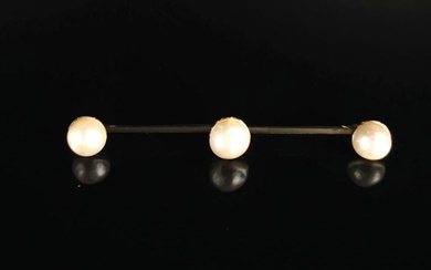 Broche barrette en or blanc ornée de trois... - Lot 215 - Métayer-Mermoz Maison de Ventes aux Enchères Paris