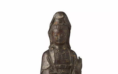 CHINE, XIXe siècle Statuette en bronze laqué et doré