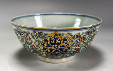 CHINESE FLORAL LUSTER BOWL