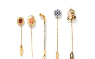 COLLECTION OF YELLOW GOLD STICKPINS