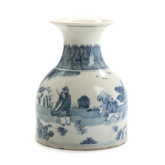 NOT SOLD. Chinese bell shaped porcelain vase, decorated in blue with figures in a garden. Republic 1912-1949. H. 10.7 cm. – Bruun Rasmussen Auctioneers of Fine Art