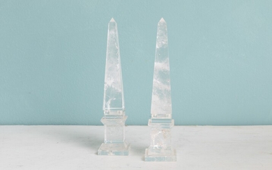 Coppia di obelischi in cristallo di rocca. XX secolo