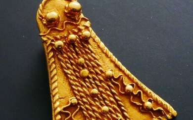 Early medieval Gold Pendant - 30×25×0 cm - (1)